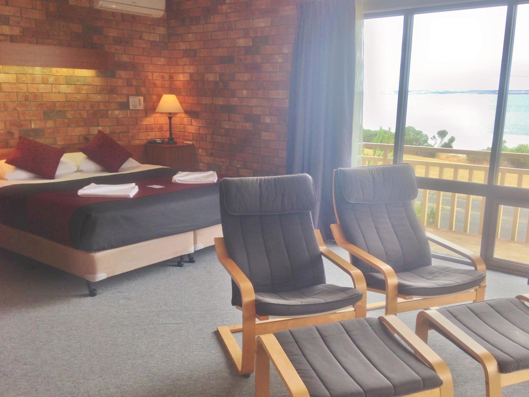 Kangaroo Island Seaside Inn Кингскоут Екстериор снимка