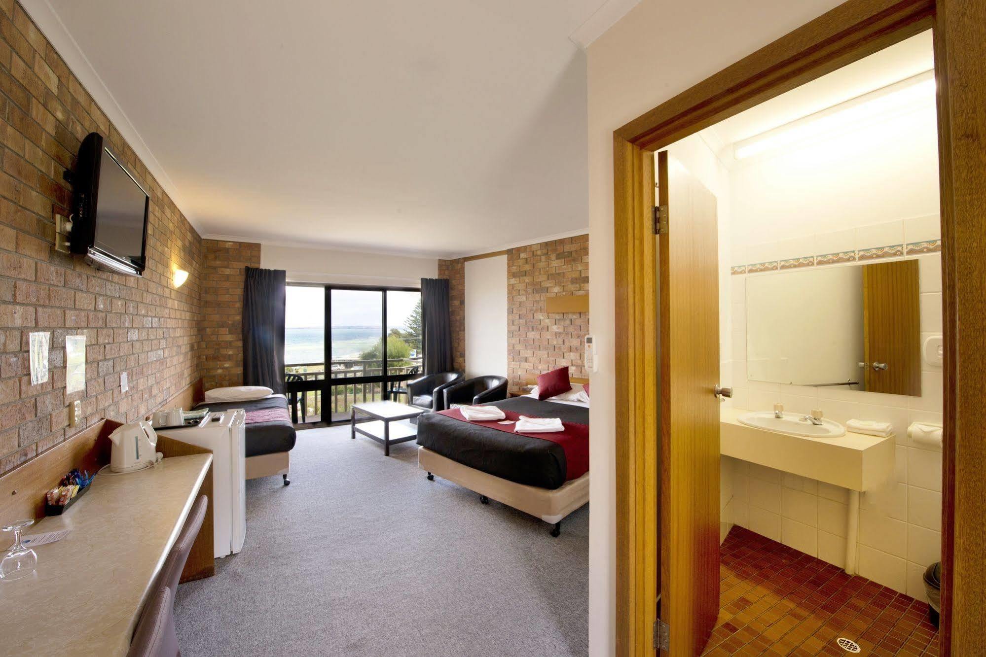 Kangaroo Island Seaside Inn Кингскоут Екстериор снимка